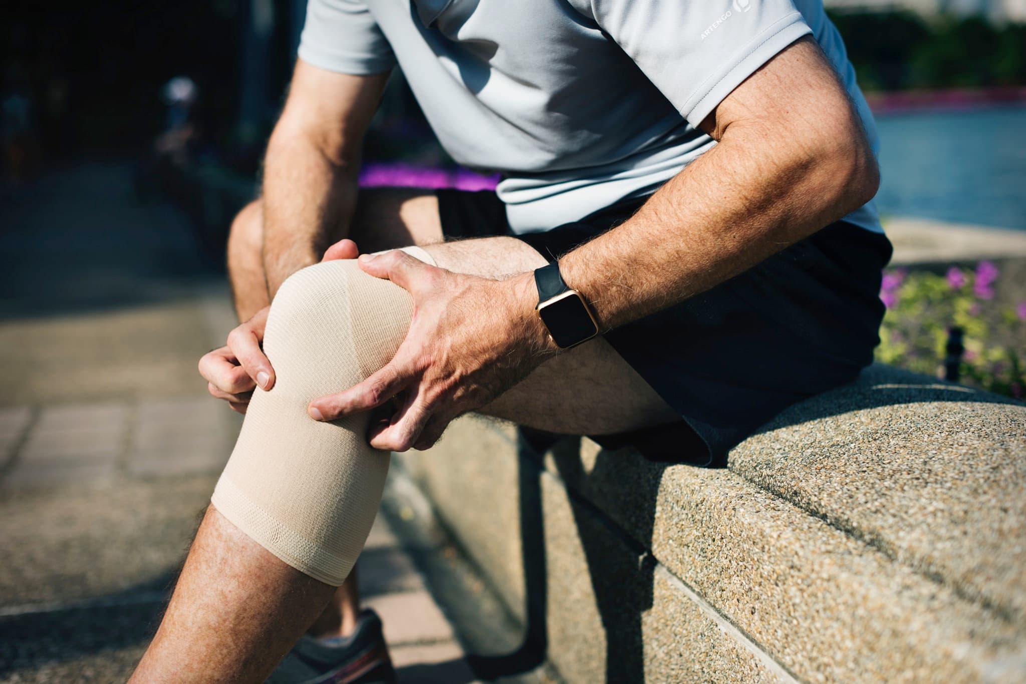 Meniscus repair treatment